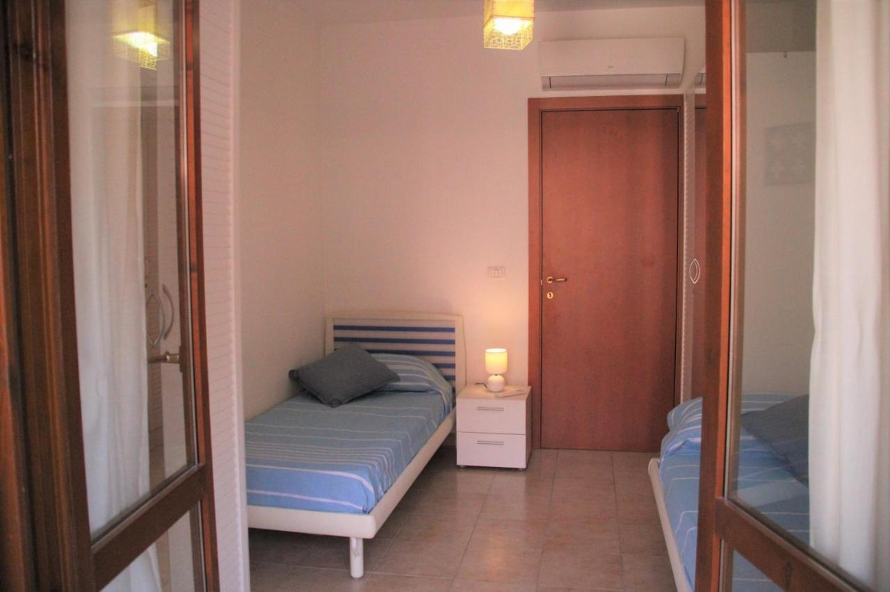 מצאו Poseidone Sea Apartment Taormina מראה חיצוני תמונה