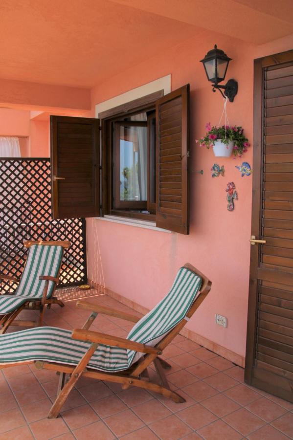 מצאו Poseidone Sea Apartment Taormina מראה חיצוני תמונה
