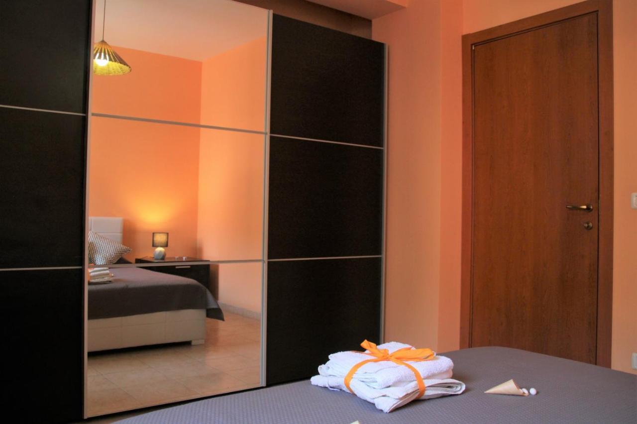 מצאו Poseidone Sea Apartment Taormina מראה חיצוני תמונה